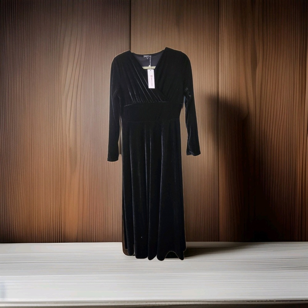 Urban Coco Black Velvet Maxi Dress Size M‎ Long Sleeve Empire Waist Formal...